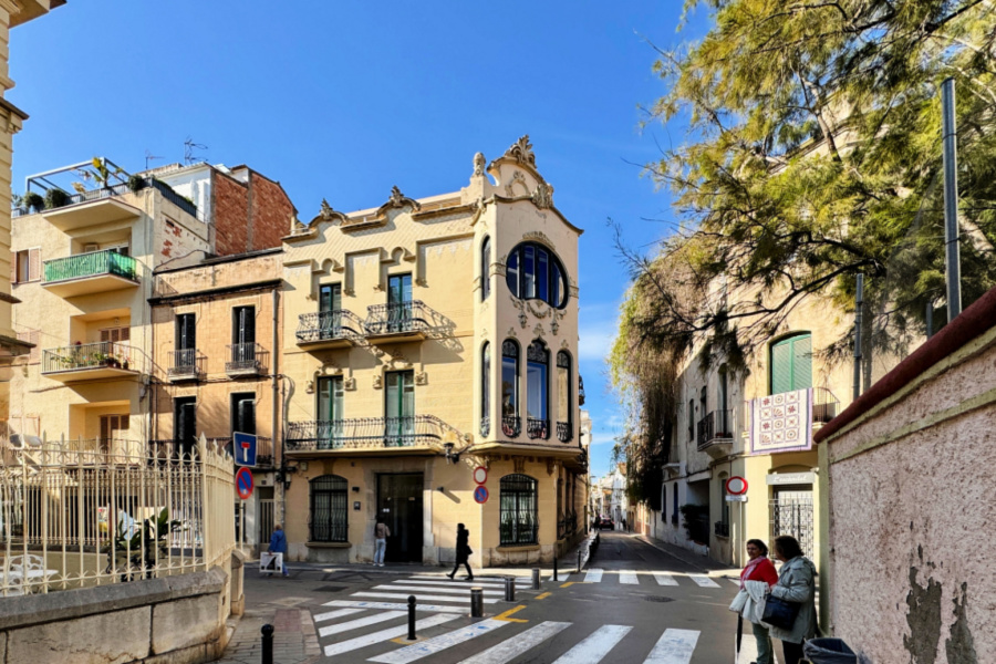 Sitges Pichon Voyageur